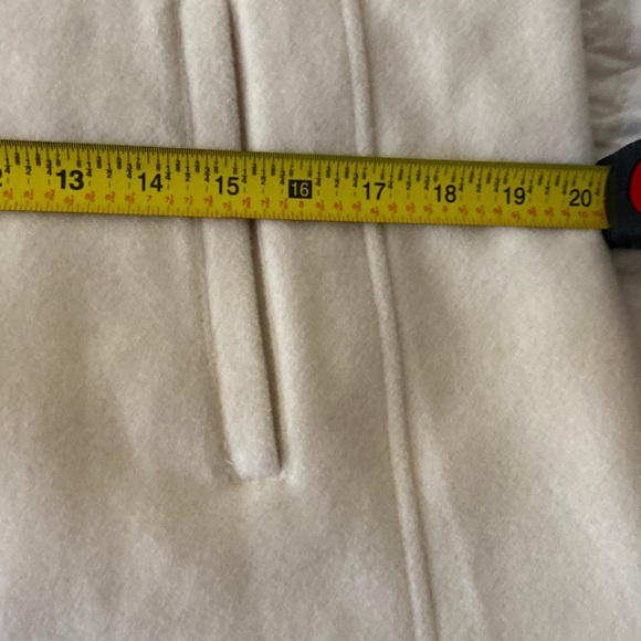 GUC 80% wool with real rabbit 🐇 collar. - Picture 2 of 5